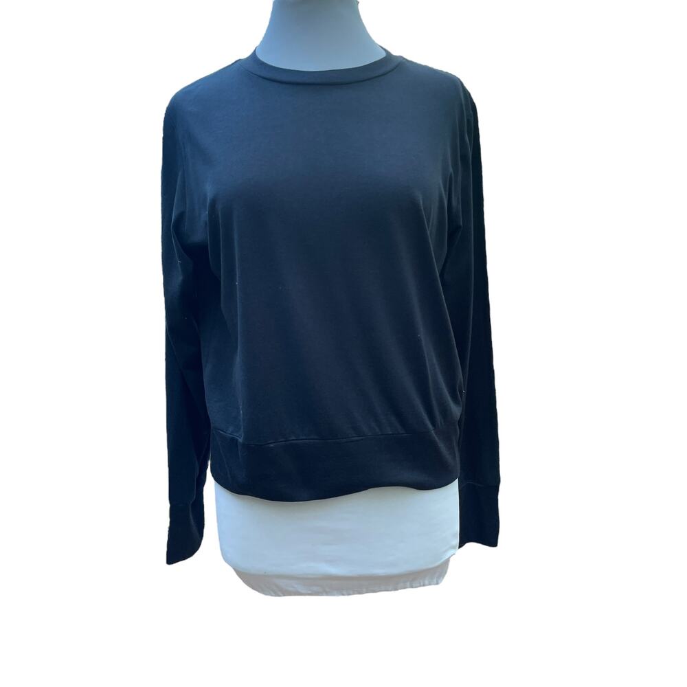 Vuori Women's Long Sleeve Tee - Dark Gray - Picture 15 of 16